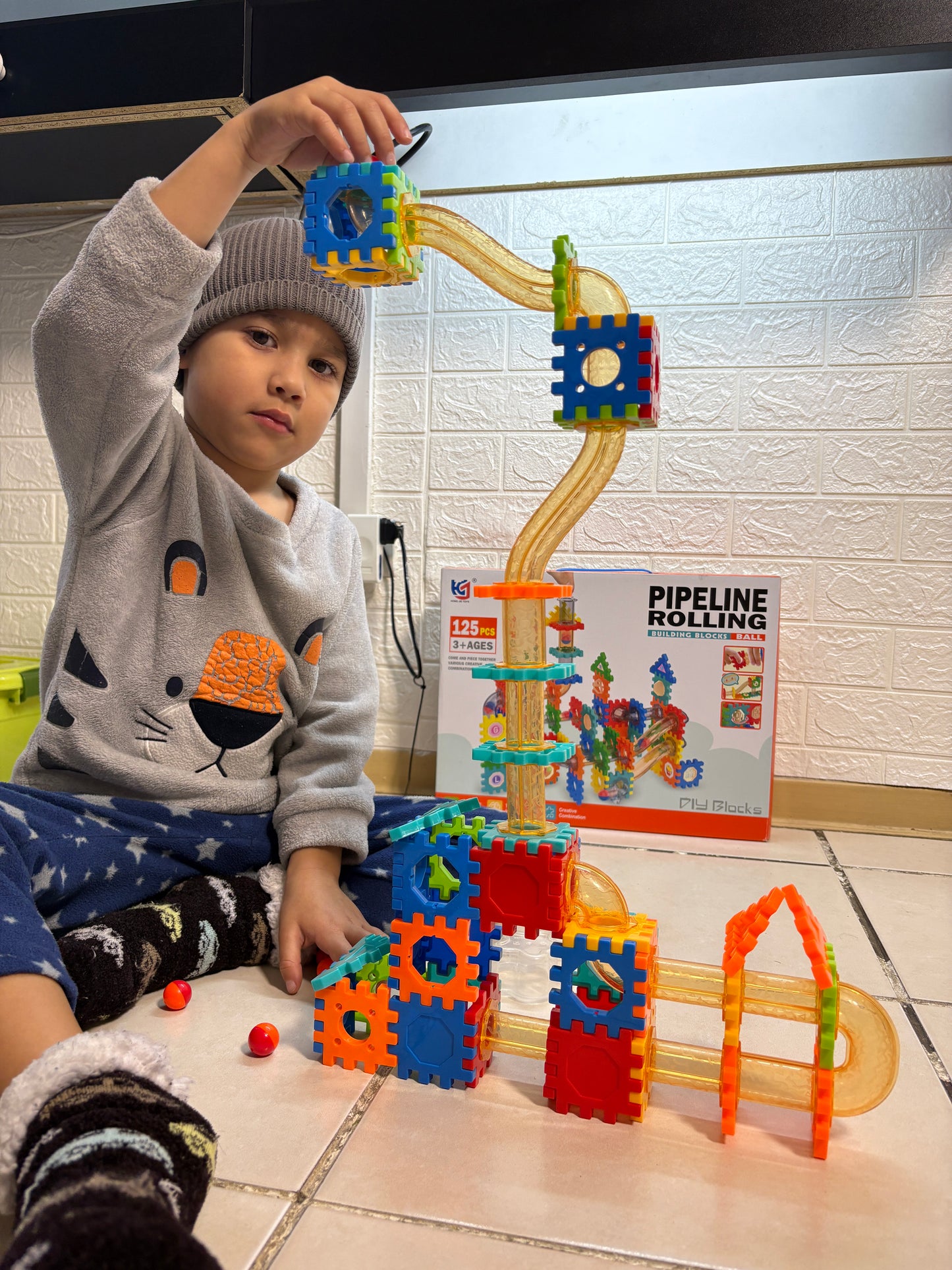RolliPipe™ – Circuito de Esferas y Rodillos DIY